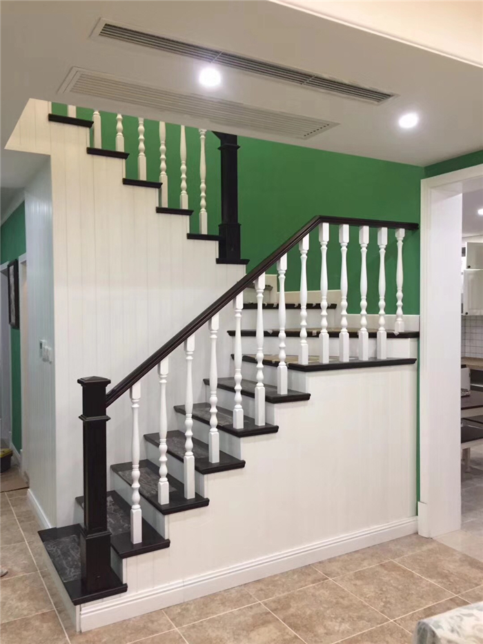 如何利用实木楼梯提升室内空间的美感？—济南实木楼梯源头厂家